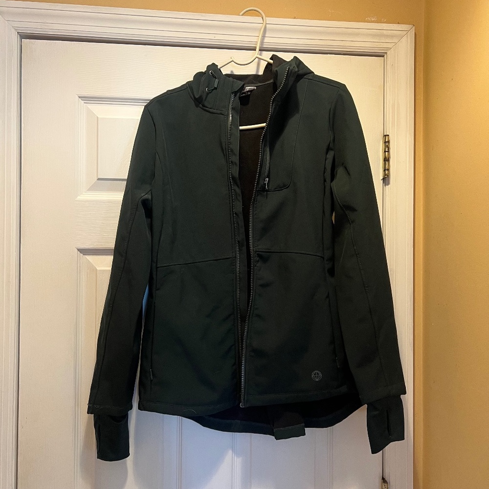 Green outdoor coat